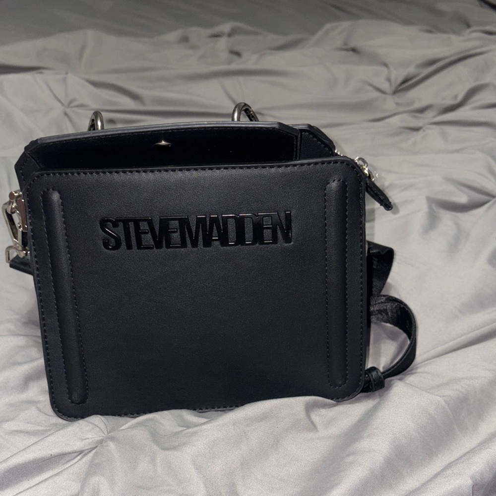 Steve Madden Men's Black Belt Bag